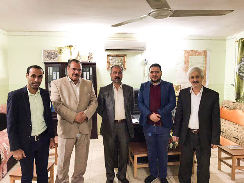 وفد من مركز كربلاء للدراسات والبحوث يزور  مديرية تربية الهندية