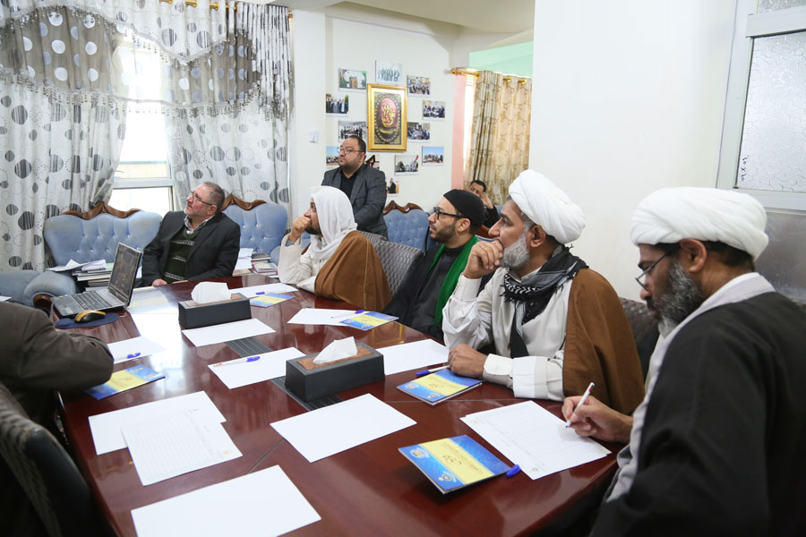 زيارة أكاديميين وباحثين من البحرين الشقيق الى  مركز الدراسات والبحوث