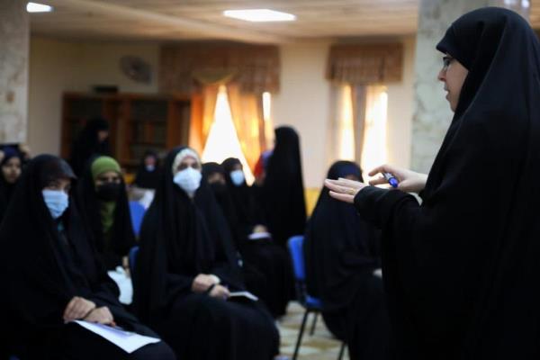 Karbala Holds Quranic, Cultural Programs for Women
