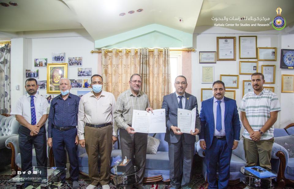 مركز كربلاء للدراسات والبحوث يوقع مذكرة تفاهم مع كلية الهندسة في جامعة كربلاء