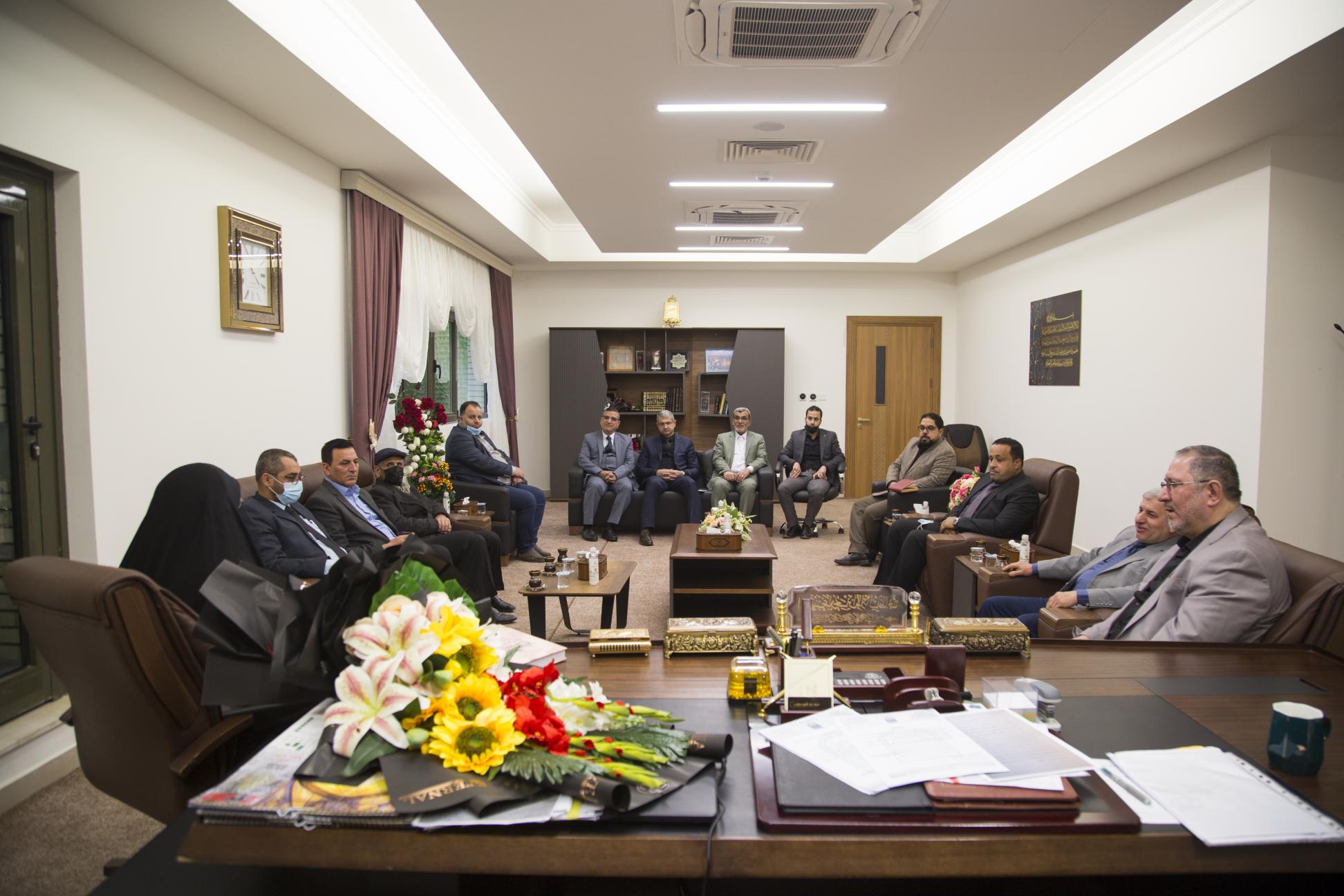 وفد مركز كربلاء للدراسات والبحوث في زيارة علمية لجامعة الزهراء (عليها السلام)