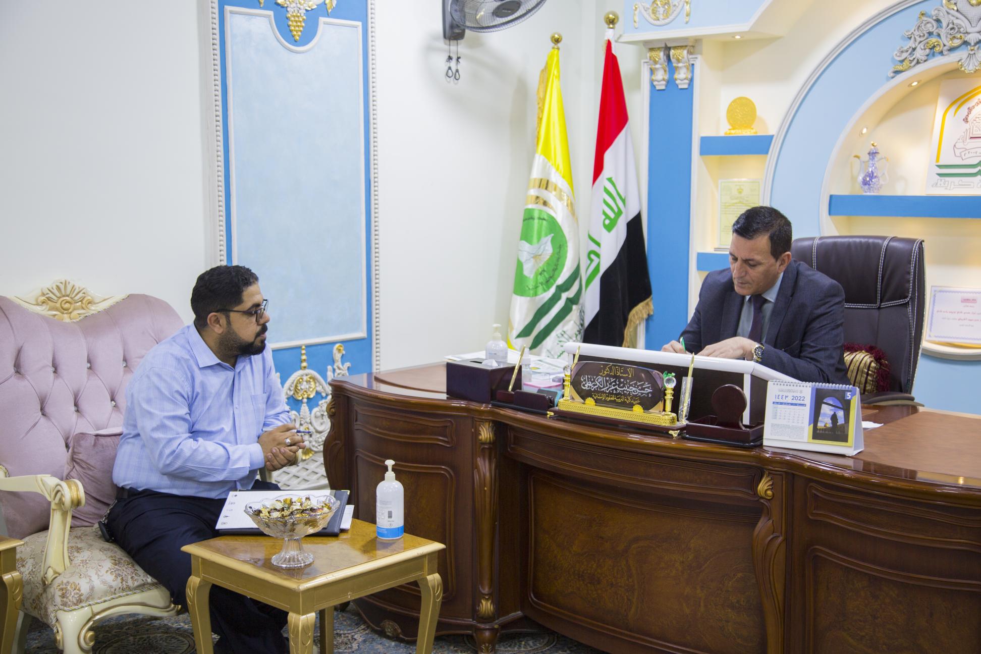 عمادة كلية التربية للعلوم الإنسانية تستقبل وفد مركز كربلاء للدراسات والبحوث