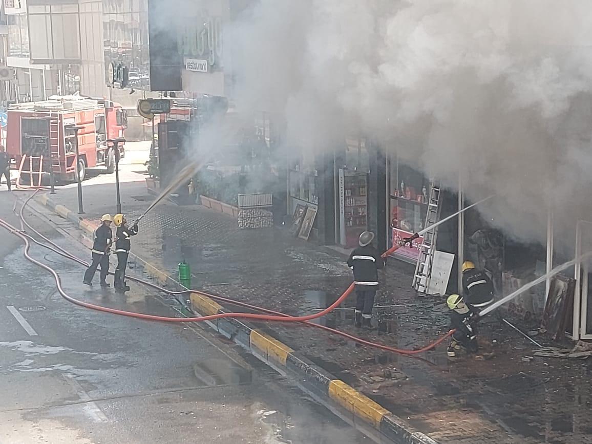 الدفاع المدني يخمد حريق وسط كربلاء