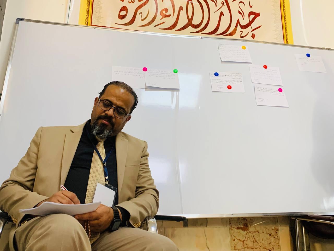 بالصور || جدار الاراء الحرّة .. واحد من فعّاليات الجلسة المسائية لمؤتمر زيارة الاربعين المباركة