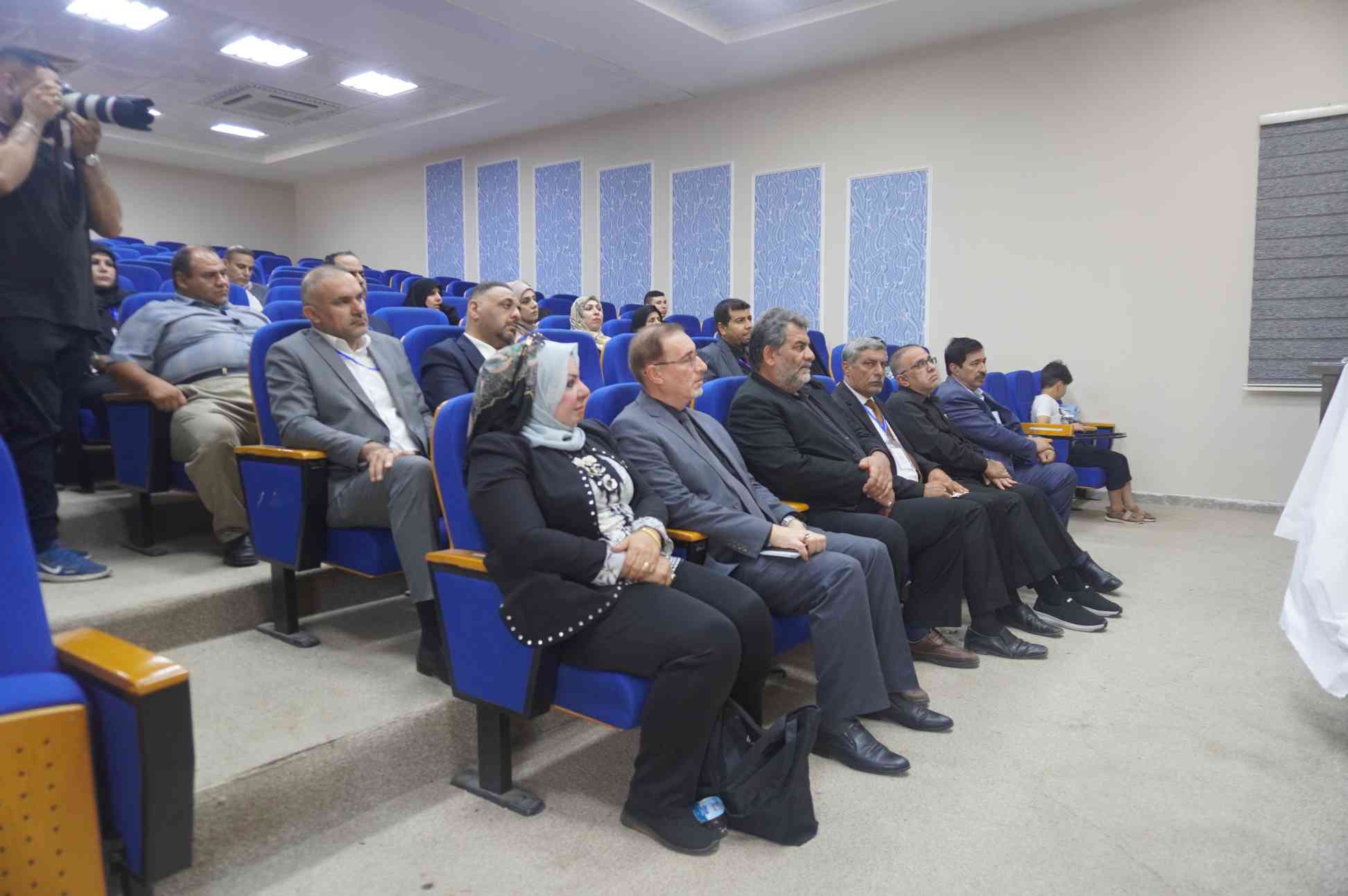 لليوم الثاني على التوالي: استمرار الجلسات البحثية للمؤتمر العلمي الدولي لزيارة الأربعين وسط تفاعل كبير من الباحثين