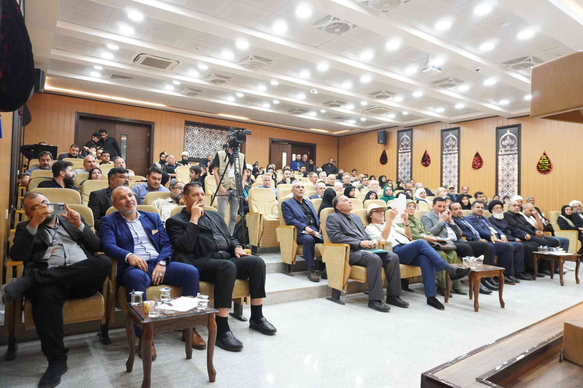 "المؤتمر العلمي الدولي الثامنة لزيارة الأربعين يختتم الان فعالياته بأبحاث رائدة وتوصيات ستراتيجية"